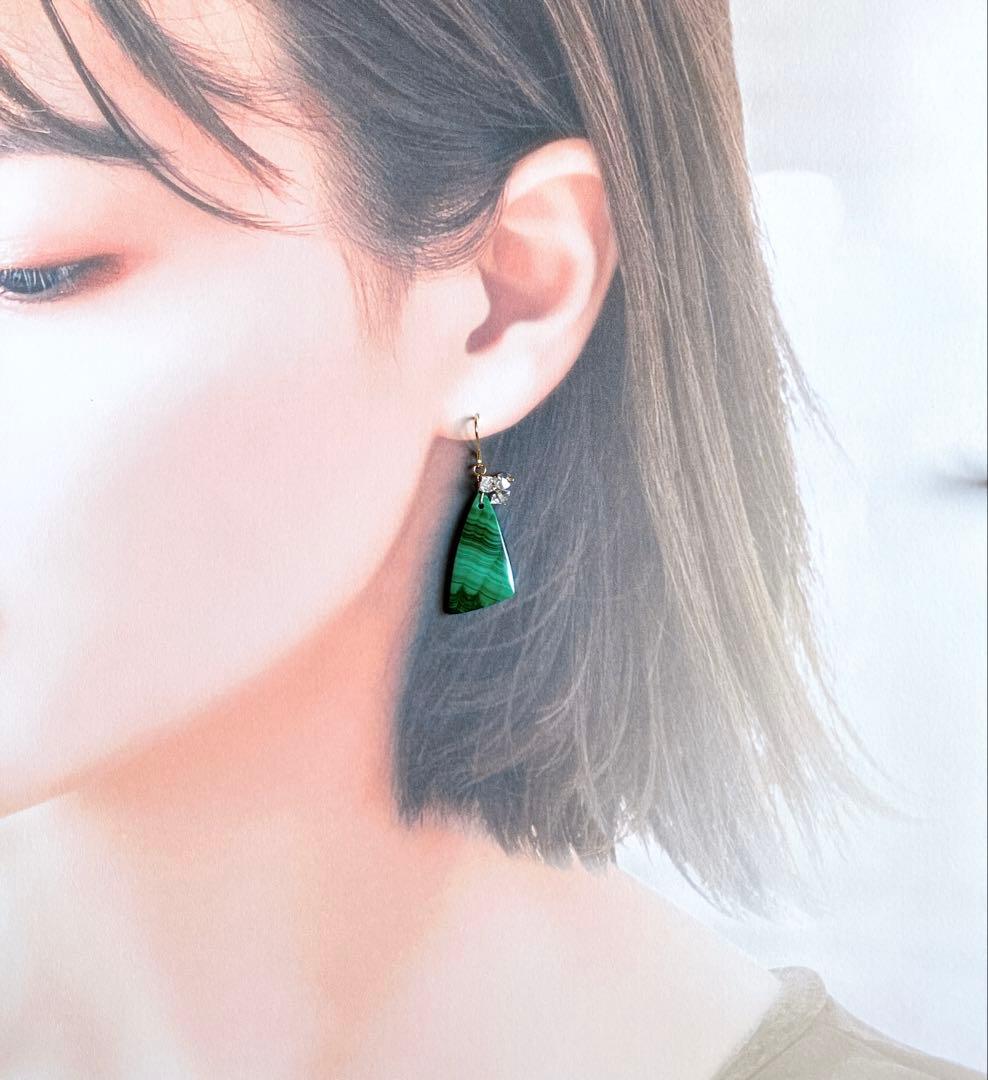 ポメころび◆マラカイト×両剣水晶ピアス✧14kgf