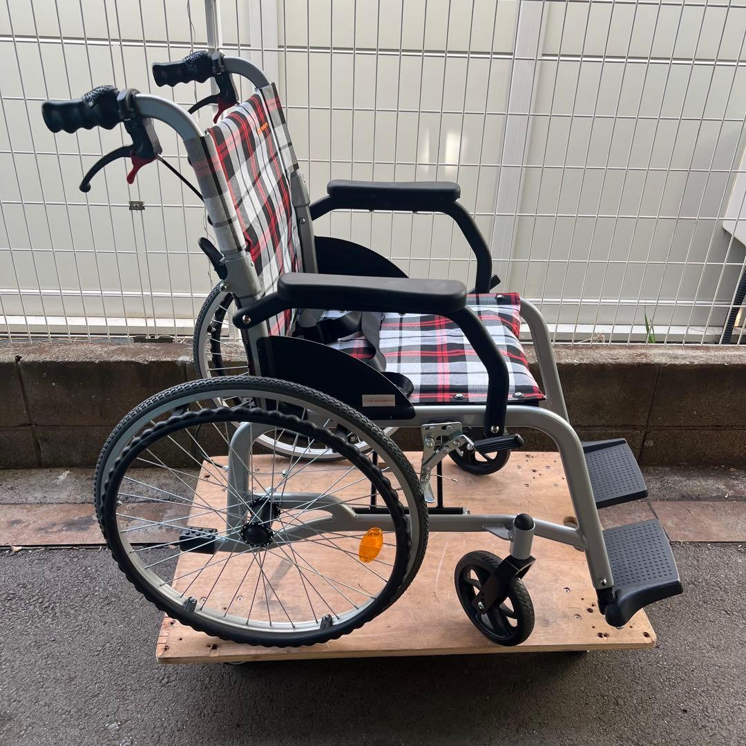 ［108］未使用展示品 Care-Parents CP-30A5N 自走式車椅子