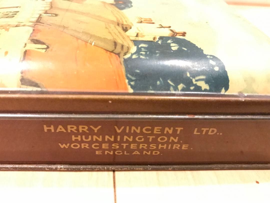 ブリキ缶　1960年イギリス　Harry Vincentチョコレート缶