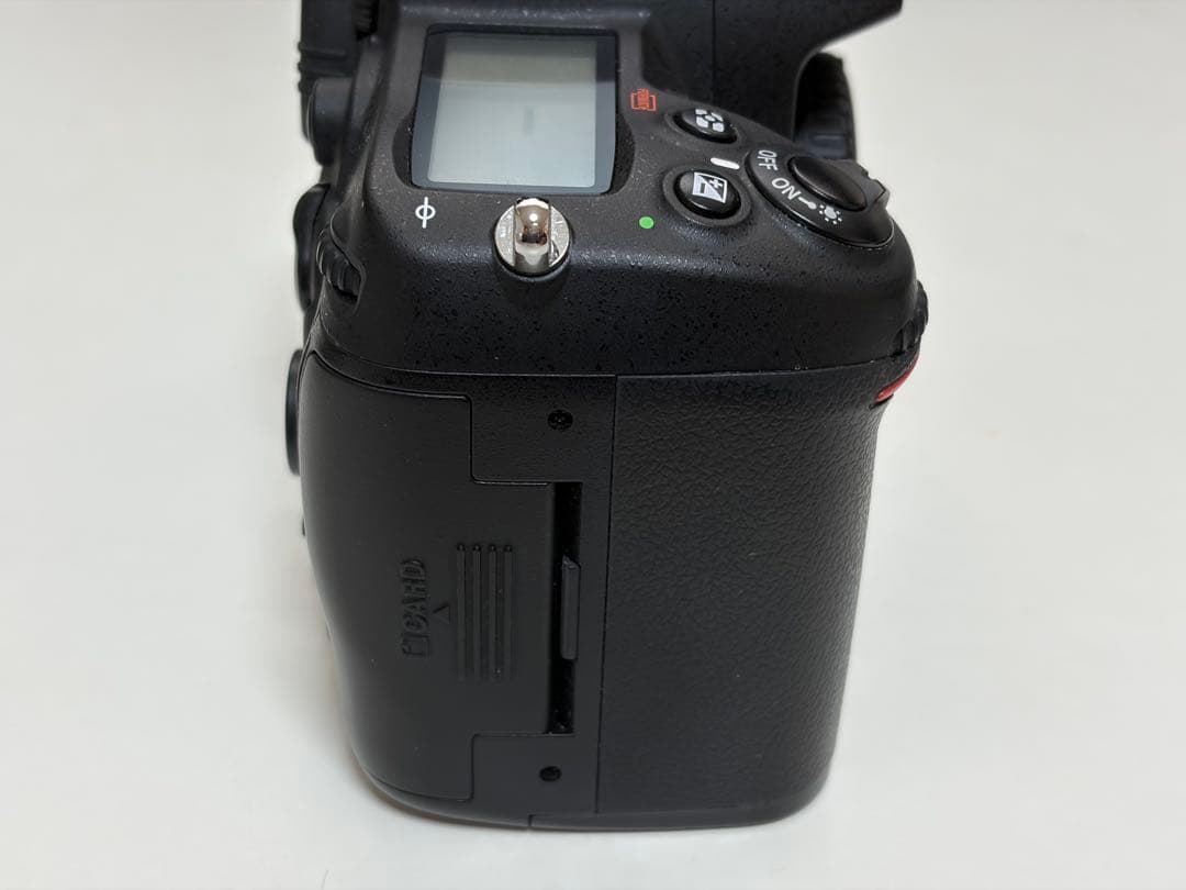 Nikon D7000 デジタル一眼レフカメラ 美品