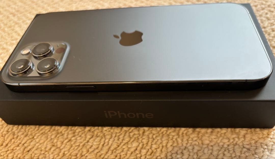 【美品】iPhone12 Pro Max 256GB SIMフリー