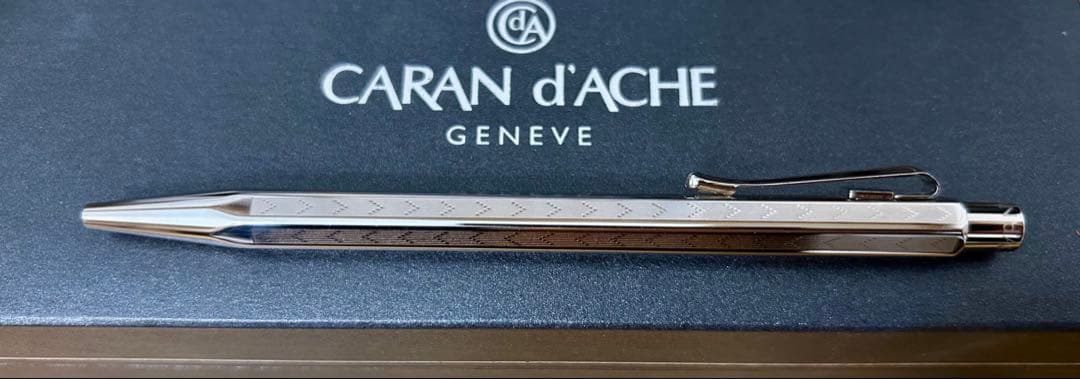 カランダシュ　Caran d'Ache ボールペン YN080-286