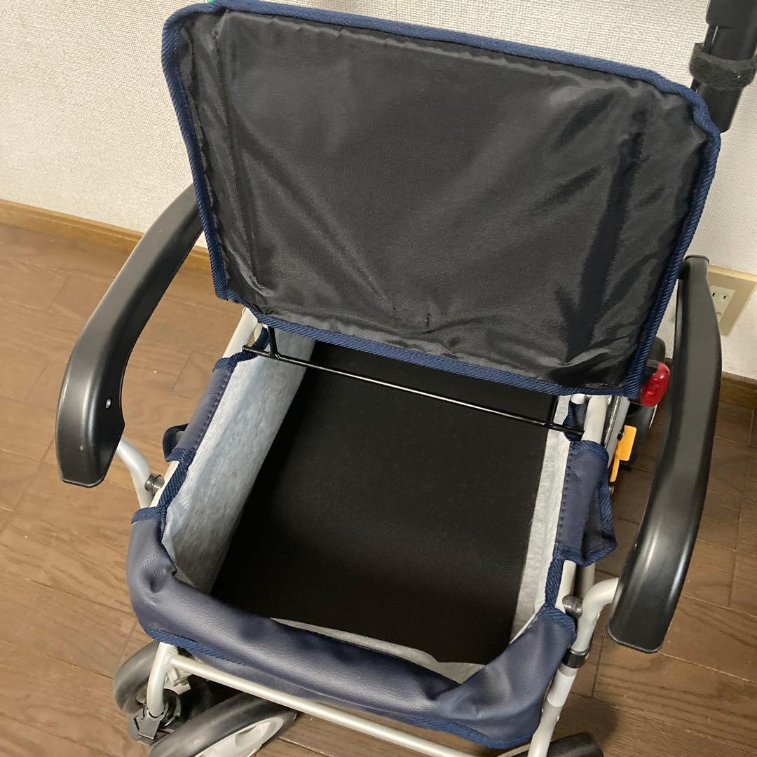 幸和製作所 テイコブ ウォーキングステッキキャスター(杖立て付) 300