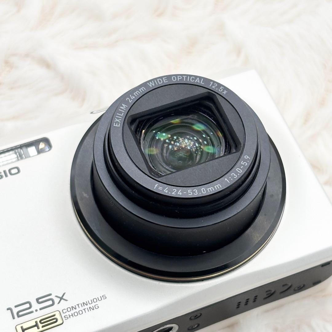 美品・動作良好✨ CASIO EXILIM EX-ZR100 ホワイト