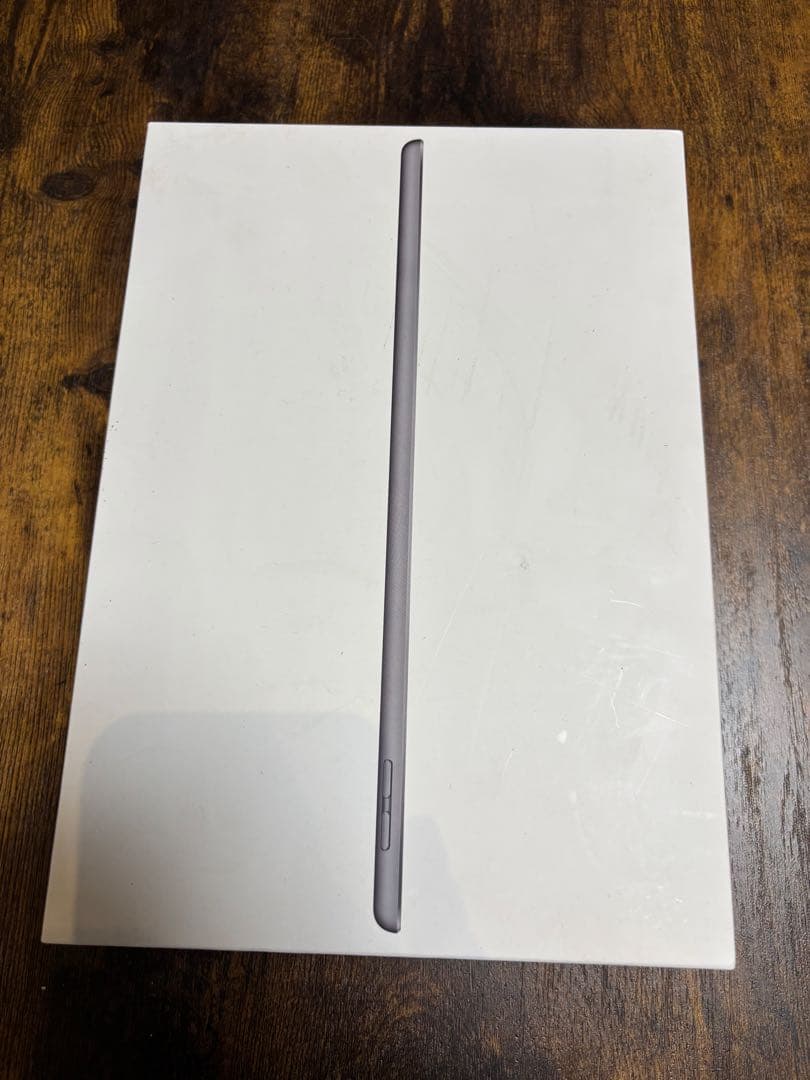 【美品】iPad 第7世代 Wi-Fi 32GB 本体（箱・付属品あり）