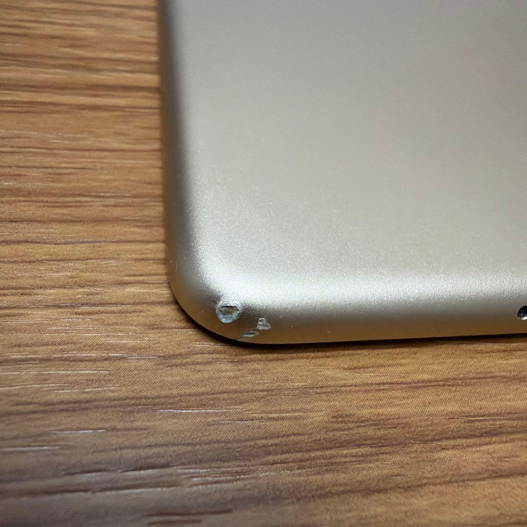 Apple iPad mini 4 Wi-Fiモデル 16GB MK6L2J/A
