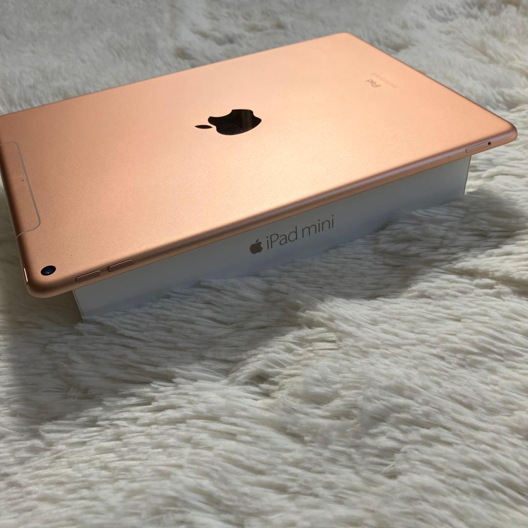【人気端末】iPad Air3 64GB SIMフリー 【すぐ発送】 【付属品】