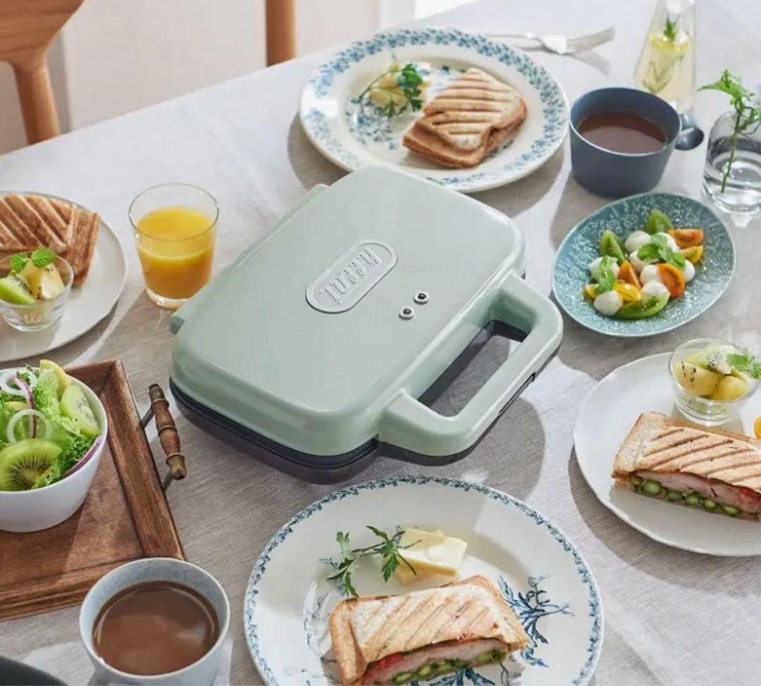 Toffy ホットサンドメーカー　ペールアクア