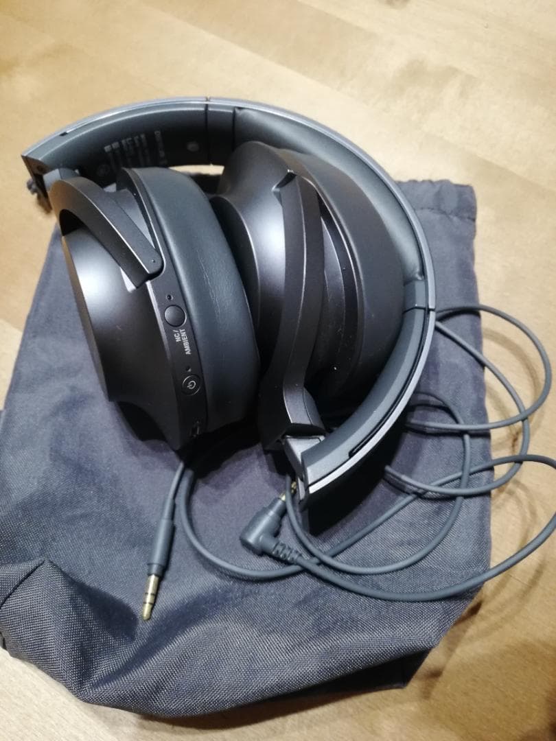 ヘッドホン:SONY WH-900N BLACK