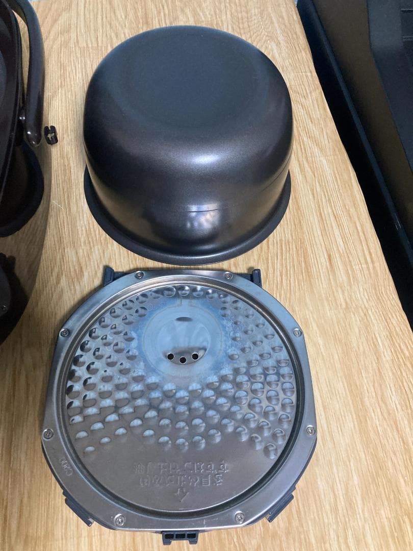 2021年製　象印 ZOJIRUSHI NW-VB10 炊飯器 ジャー5合炊き