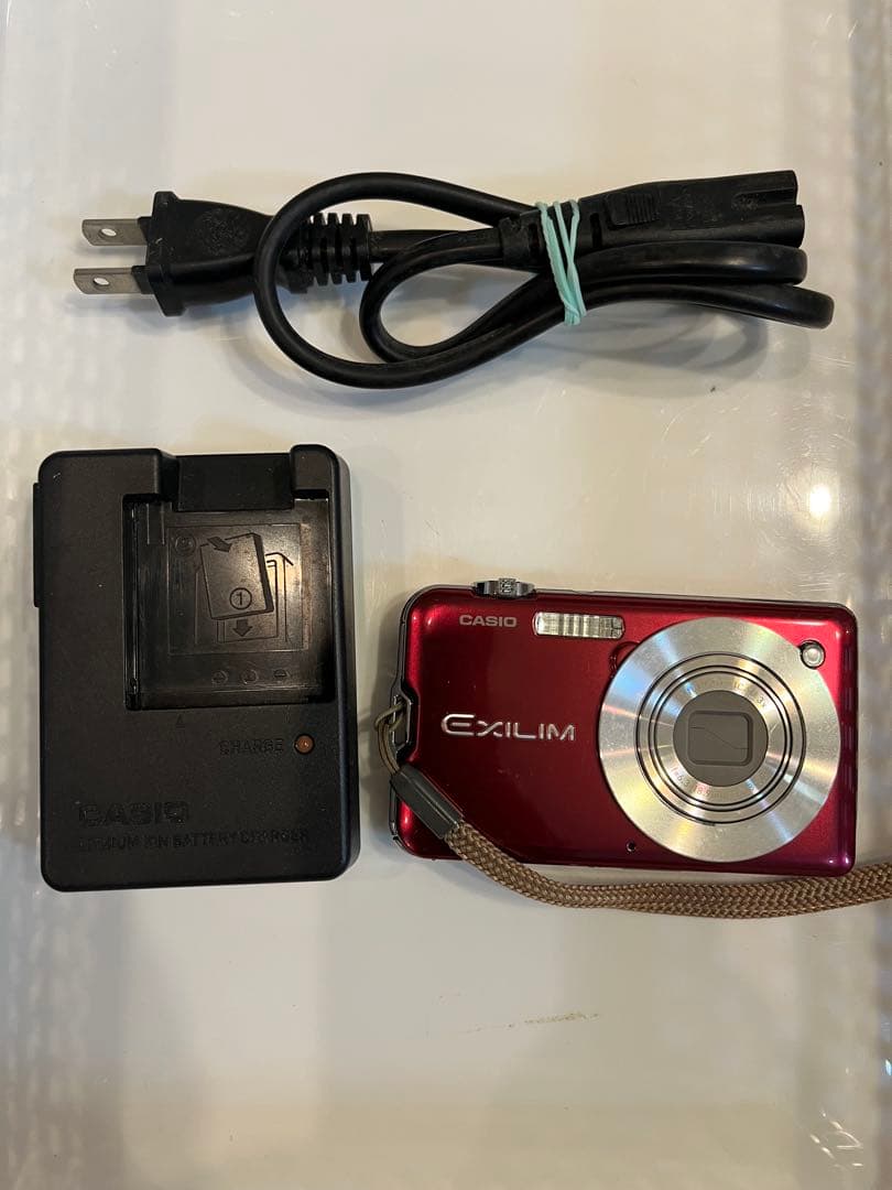 CASIO デジタルカメラ EXILIM EX-S10 レッド