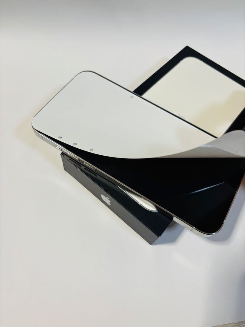 iPhone 13 Pro Max 128GB ホワイト SIMフリー