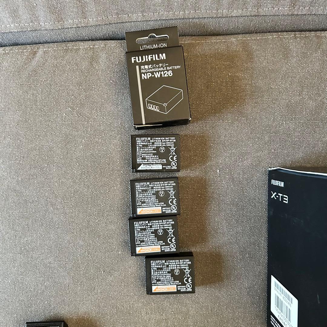 FUJIFILM X-T3 箱・説明書付き