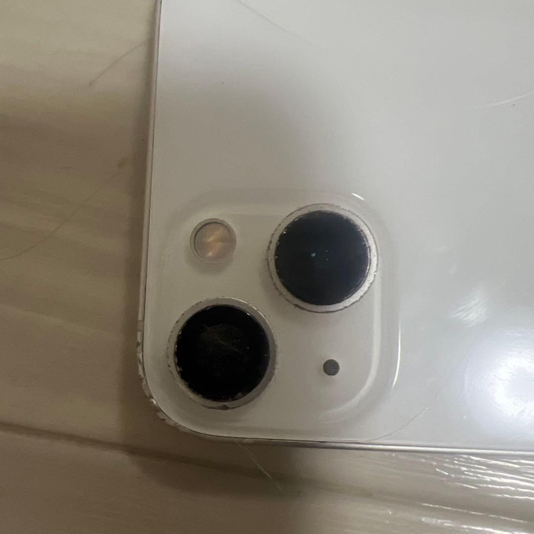 Apple iPhone 13 ホワイト