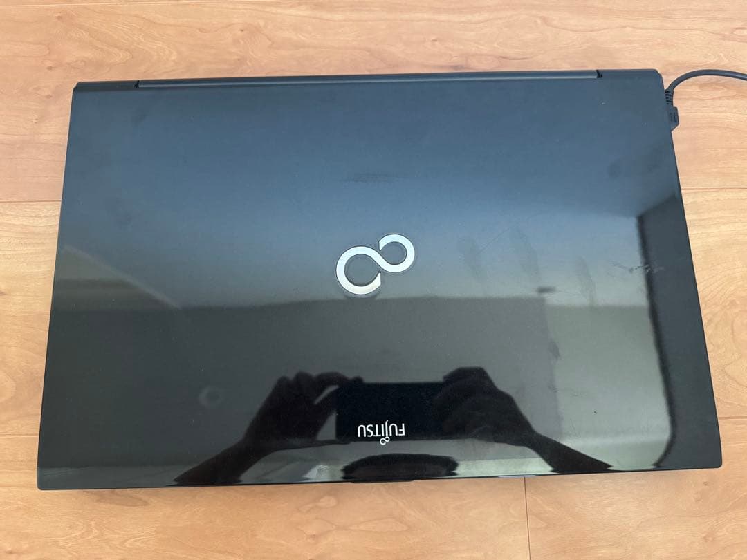 FMV LIFEBOOK AH56/K ノートPC