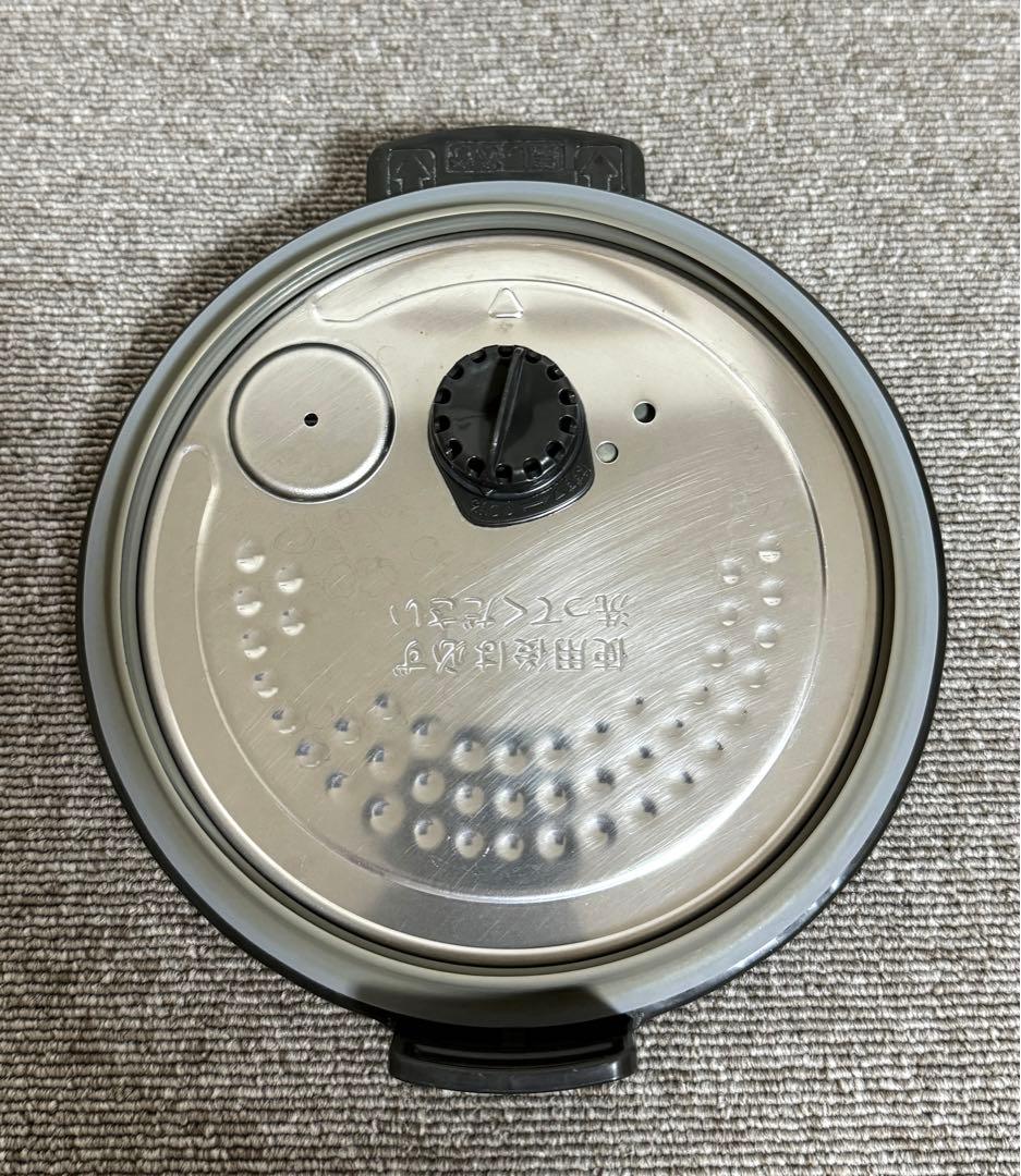 【美品】東芝 TOSHIBA 真空圧力IH RC-10ZWP 動作保証