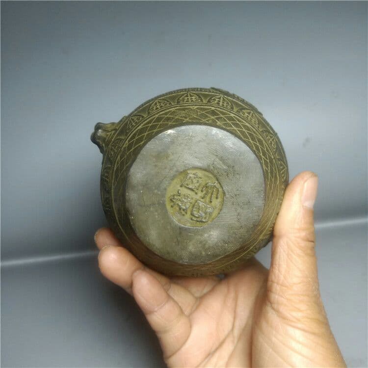 骨董品真鍮の金ガマの銅缶