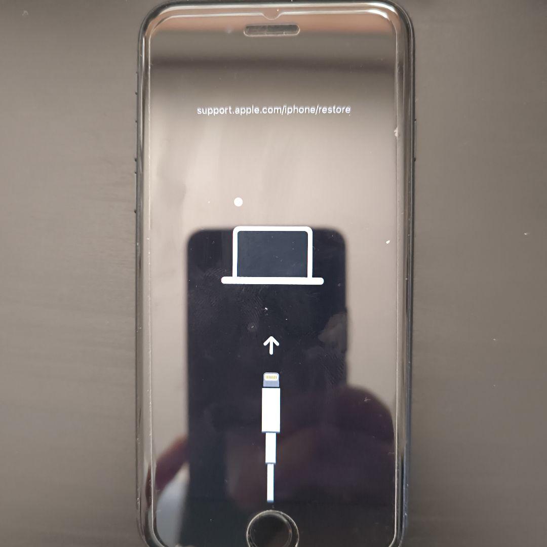 iPhone　SE3　ジャンク　美品