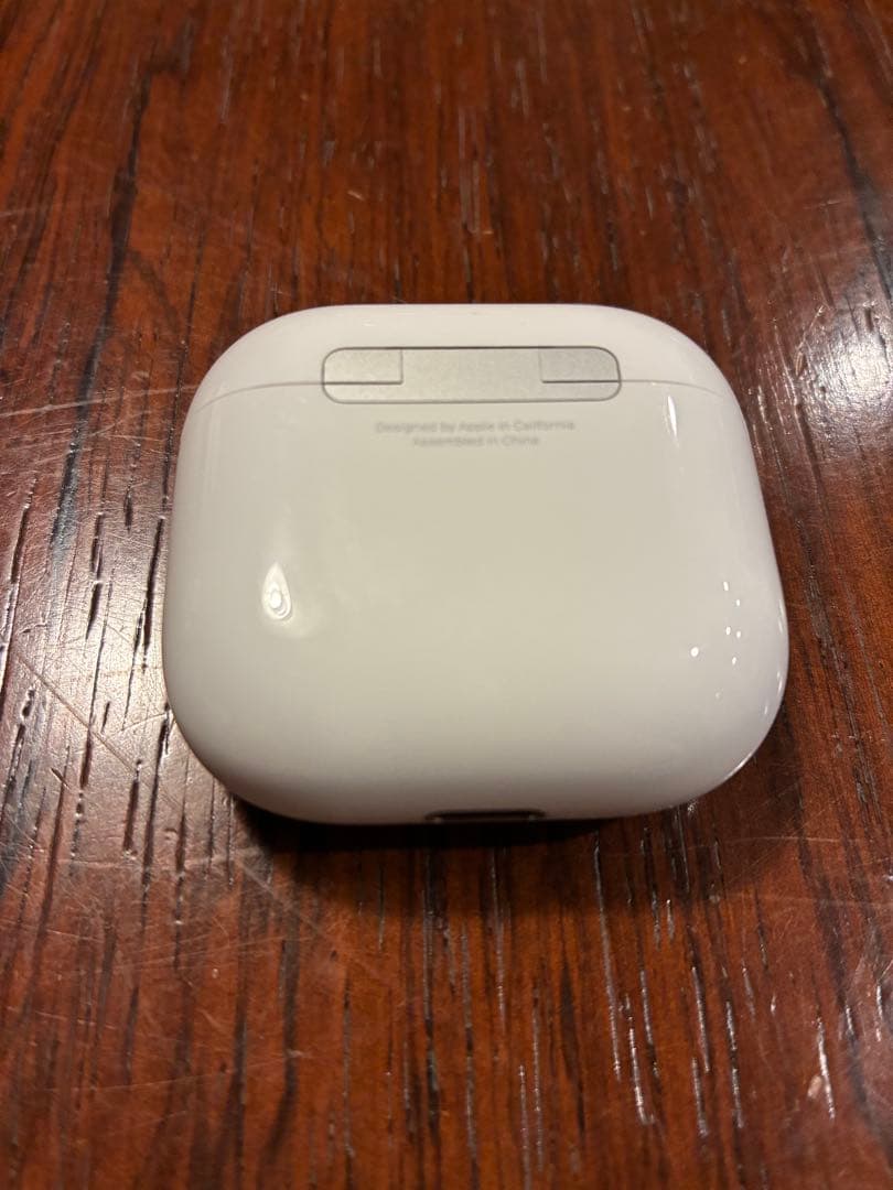 AirPods4 (アクティブノイズキャンセリング機能搭載)