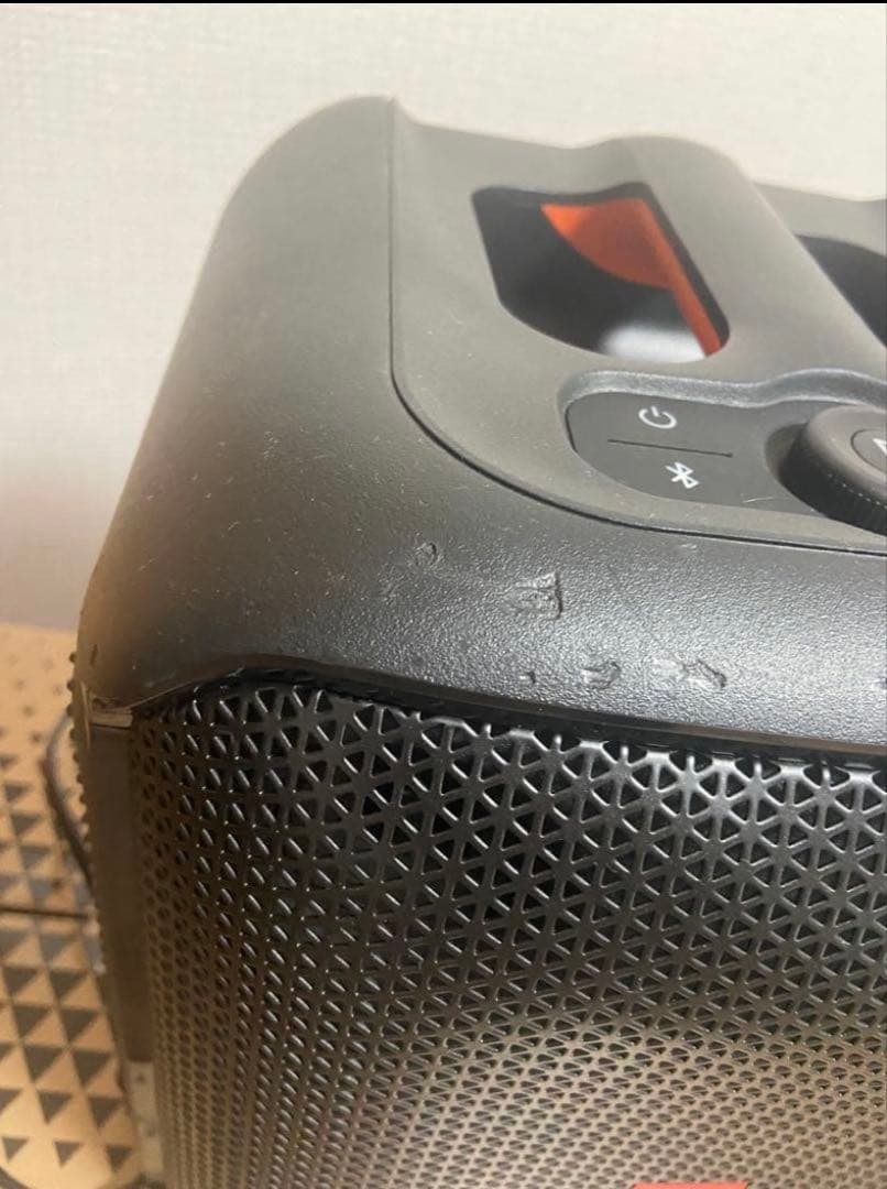 山本さん専用JBL ワイヤレススピーカー 持ち手付き　返品交換はできません。