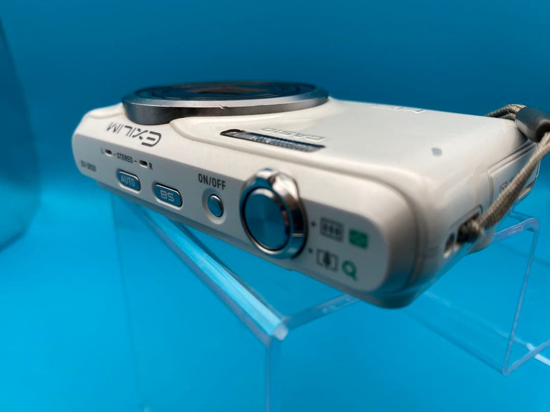 デジタルカメラ 206-6 CASIO EXILIM EX-ZR20