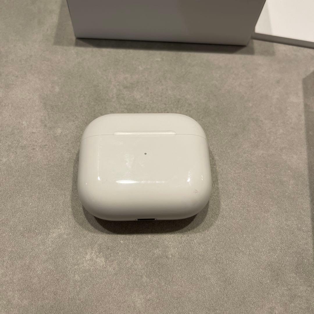 【新品・未開封】AirPods (第3世代) 本体　充電ケース付