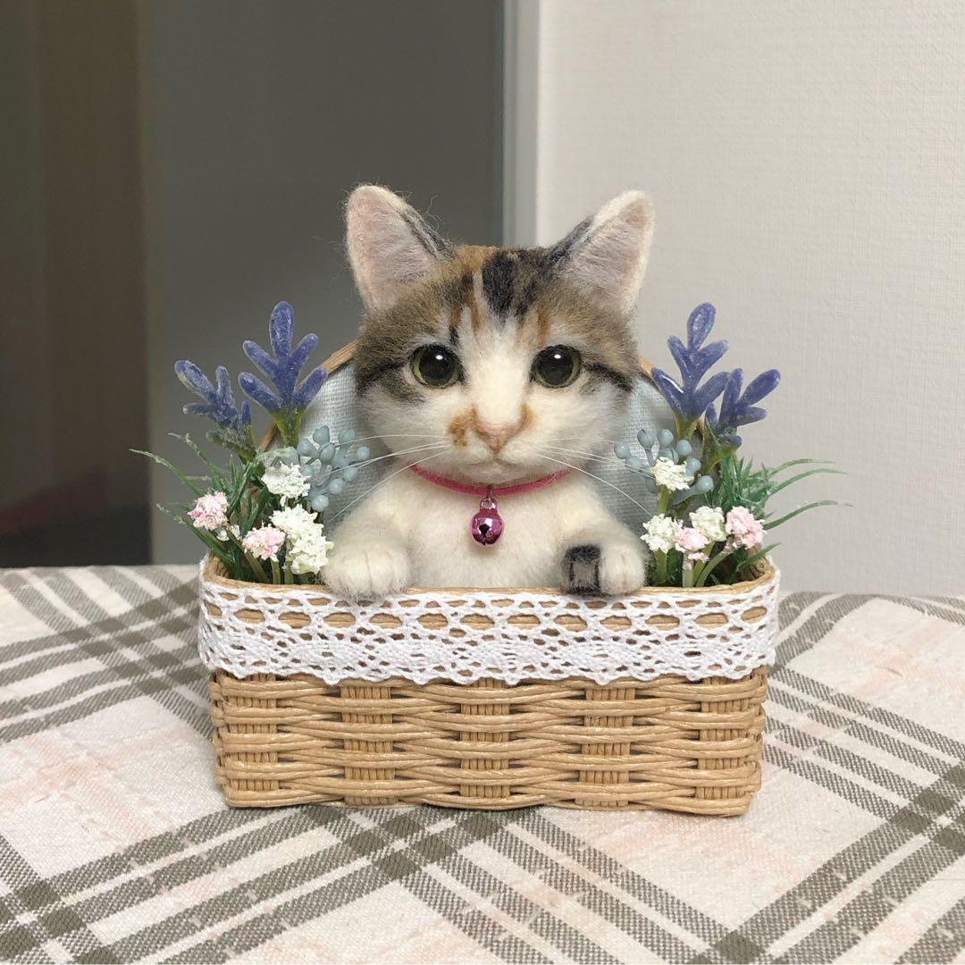 羊毛フェルト 猫 ハンドメイド いちご