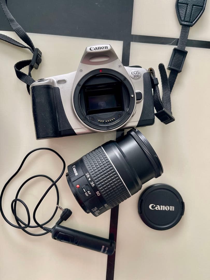 Canon EOS 300 一眼レフカメラ
