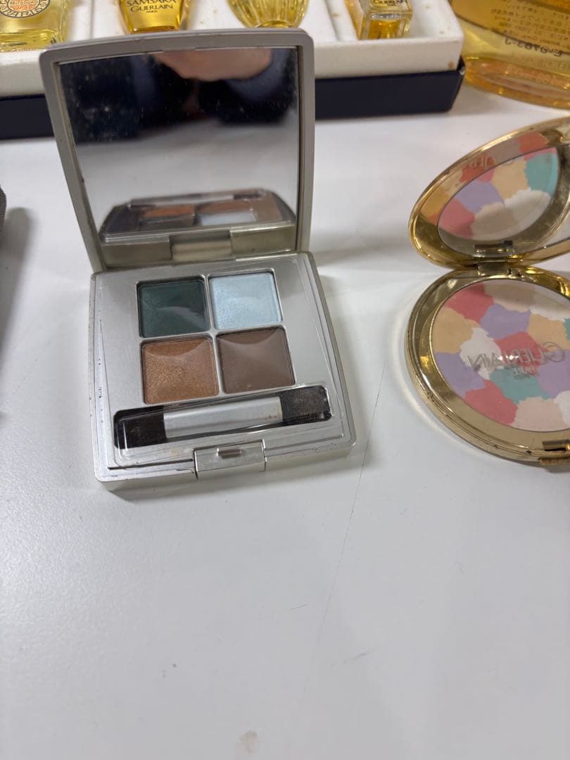 s*u様 シャネル Guerlain ミニ香水セットと香水まとめ売り