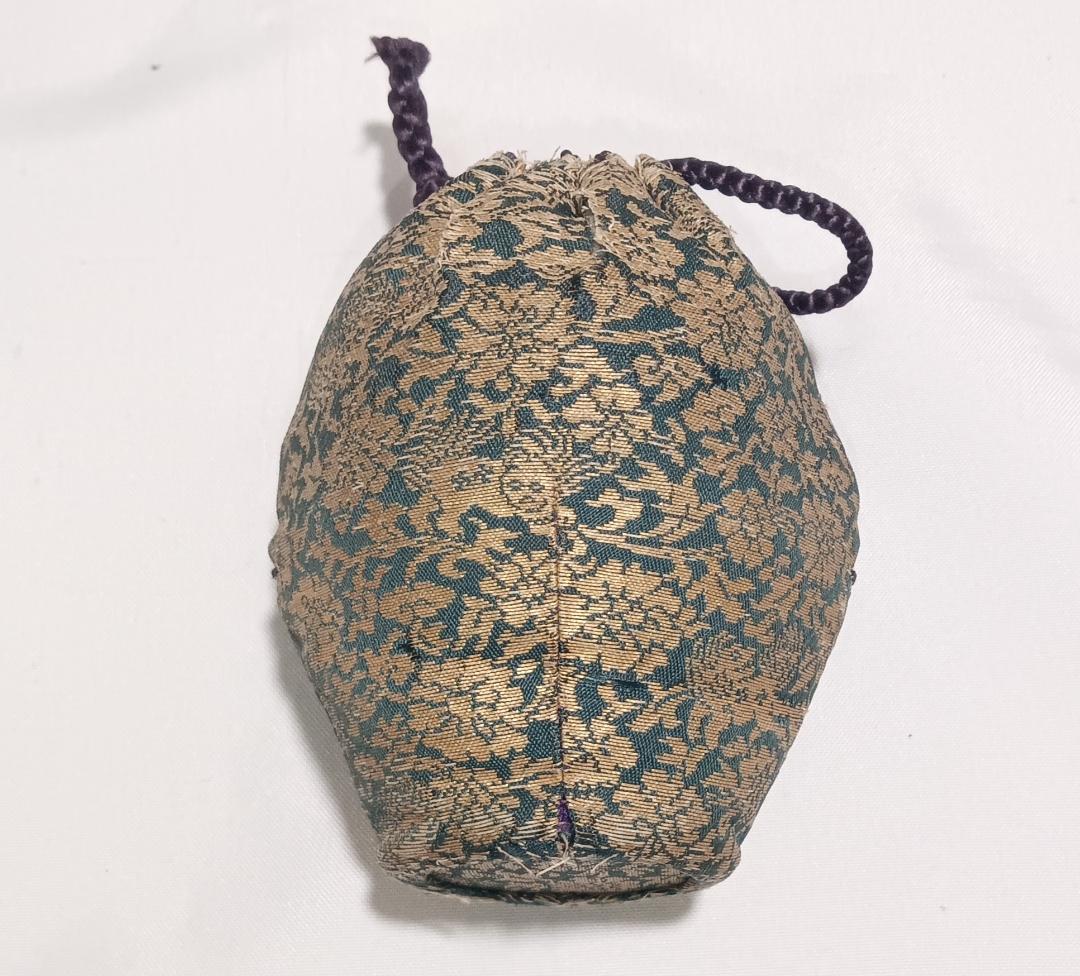 茶道具　高取焼茶入　高取焼亀井味楽作　高取茶入　牡丹唐草緞子仕覆　骨董！！