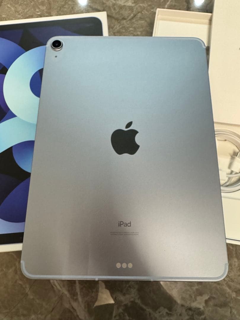 専用iPad Air 第4世代 Wi-Fiモデル 64GB 美品　専用ケース付き