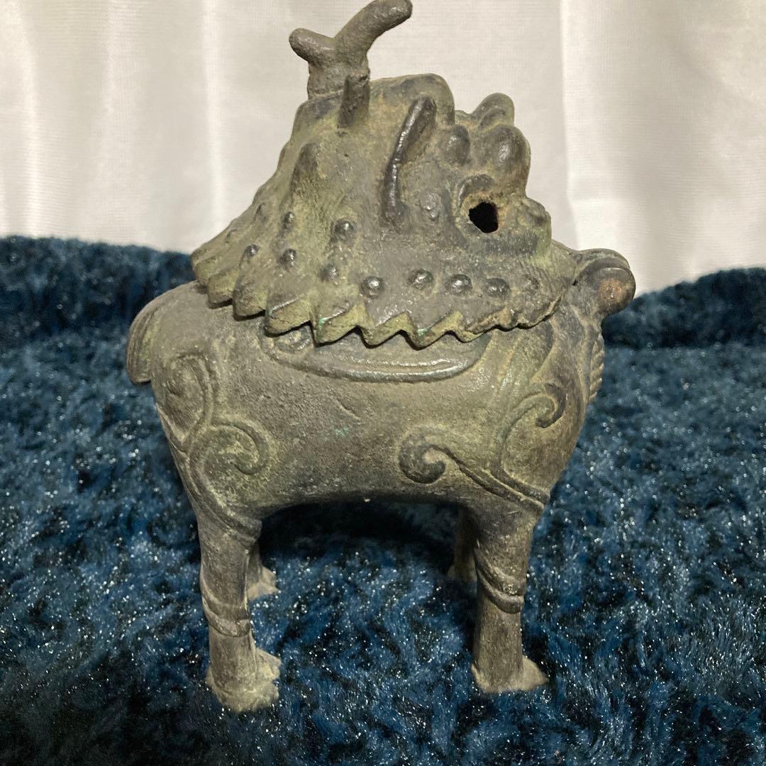 明代古銅嵌眼獅子形香炉