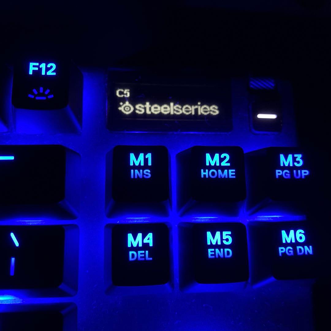 SteelSeries Apex Pro TKL US（アームレスト付き）