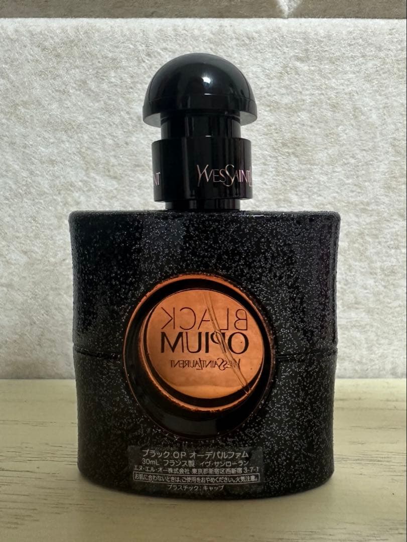 Yves Saint Laurent Black Opium 香水