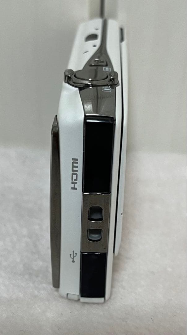 【美品】FUJIFILM FINEPIX Z900EXR デジカメ ホワイト