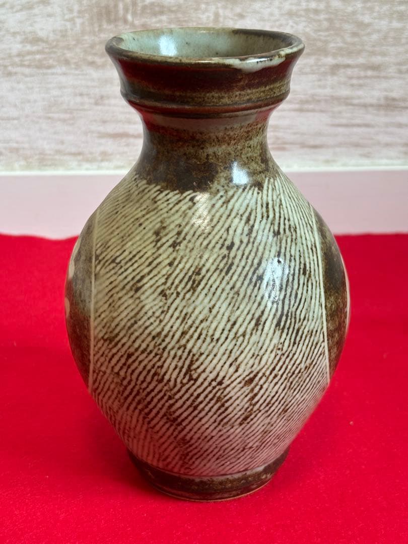 人間国宝 島岡達三 地釉象嵌草花文壺 象嵌 三島手 師:浜田庄司 華道 花入
