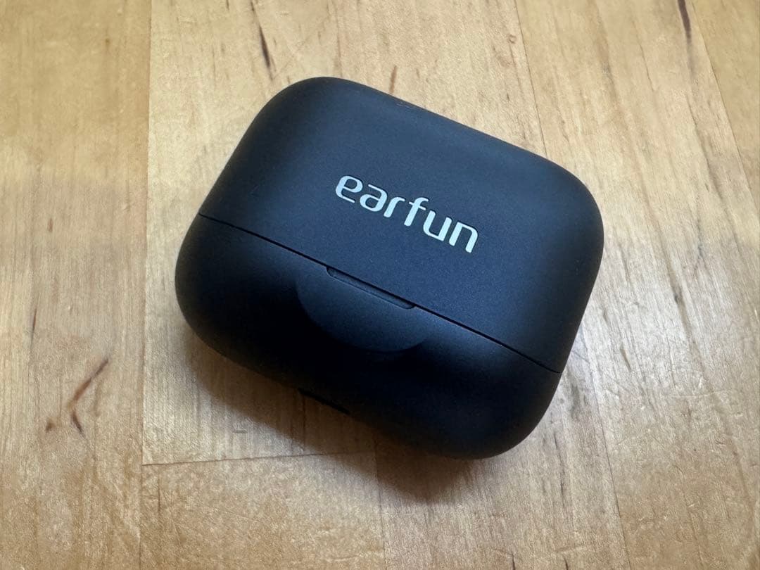 EarFun Air Pro 4+ ワイヤレスイヤホン　ラバーケース付き