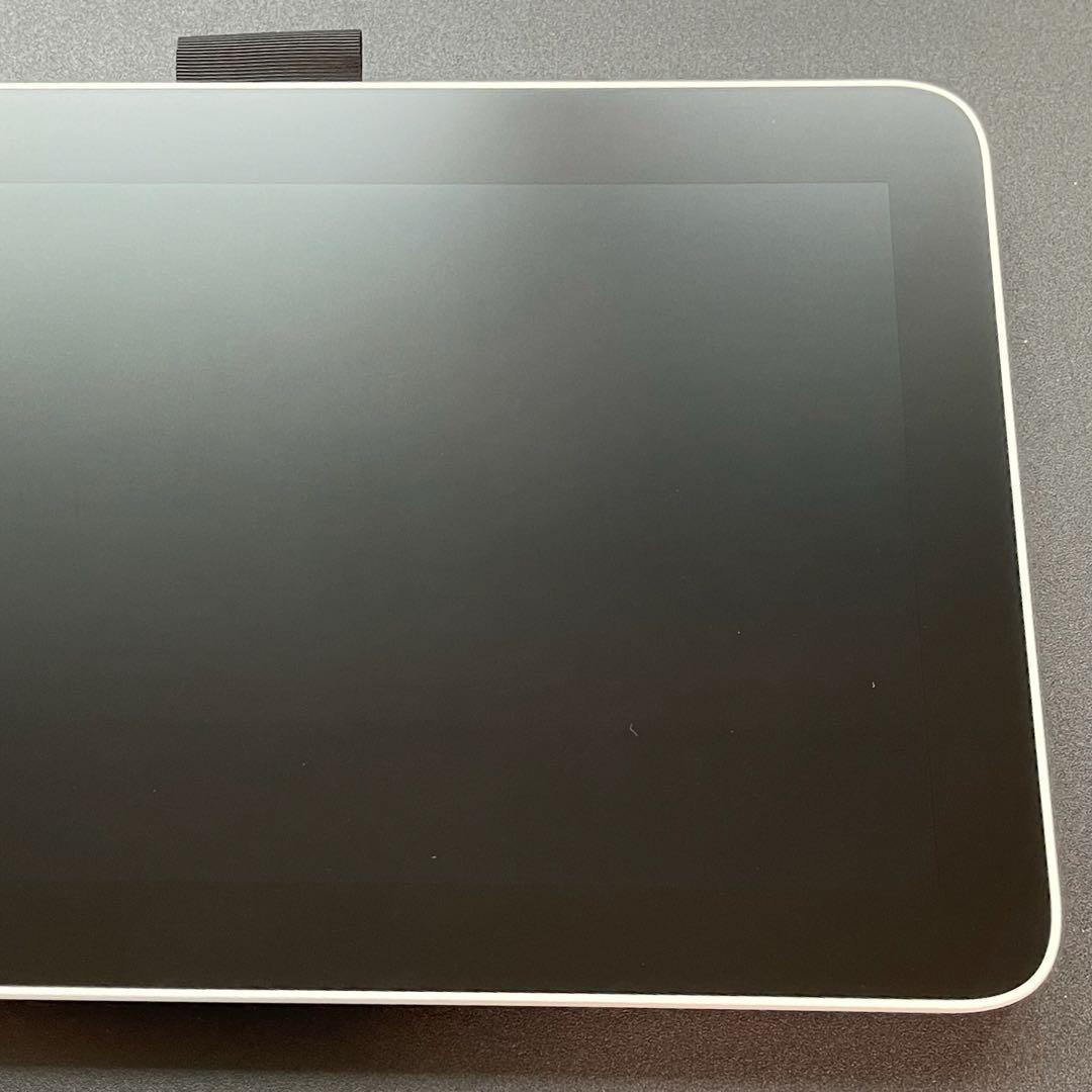 美品　Wacom one 12 インチ　DTC121 Type-C 接続