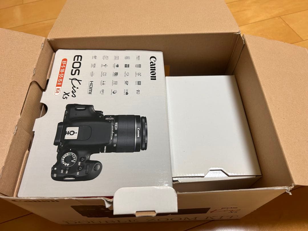 [Canon EOS Kiss X5 ]ダブルズームキット(とても美品)