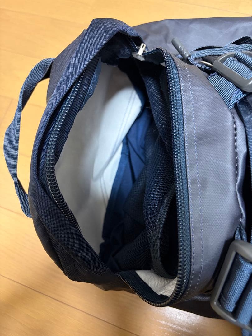 ノースフェイス　ボストン型リュック