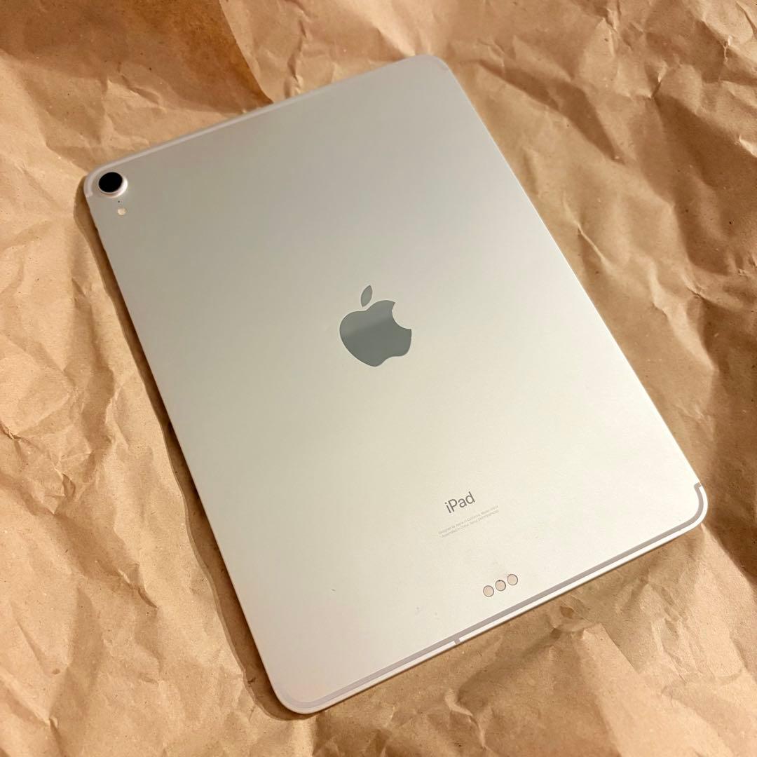 Apple iPad Pro (2018) 11インチ 64GB シルバー