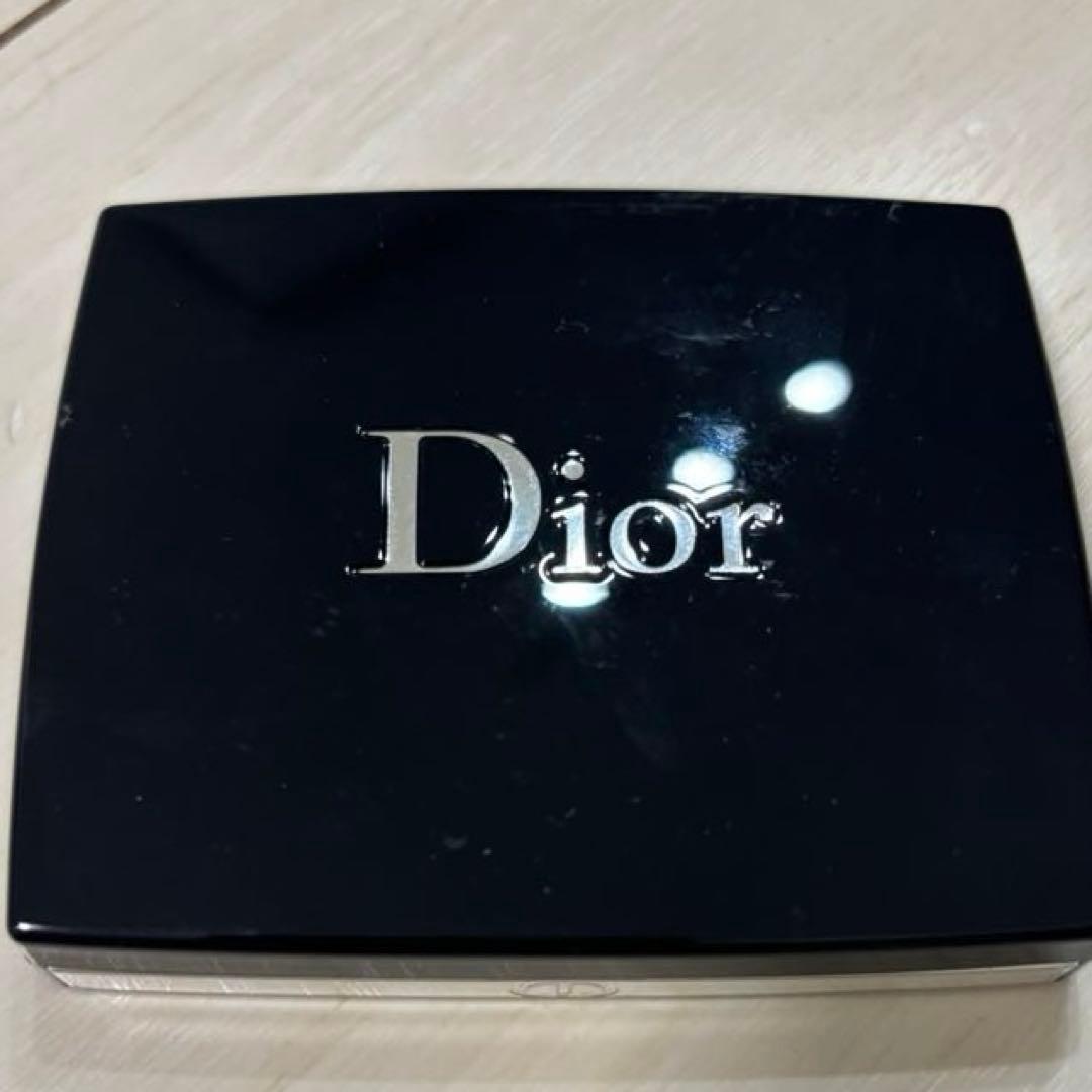Dior サンククルールクチュール779リビエラ（アイシャドウ ）