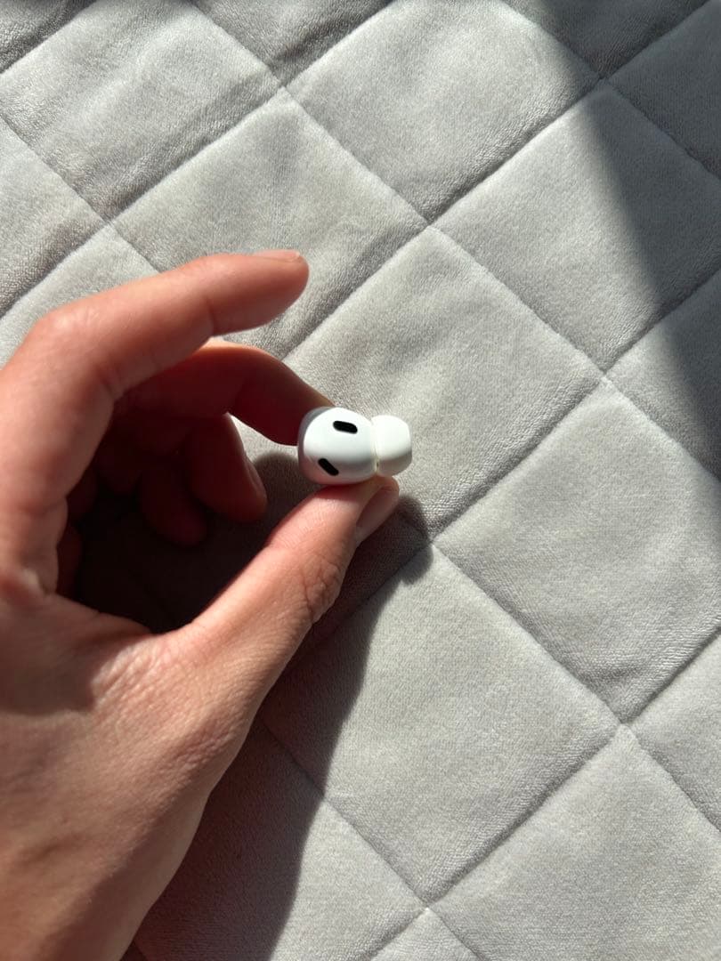 Apple AirPods Pro 第二世代 (右耳のみ USB-C)