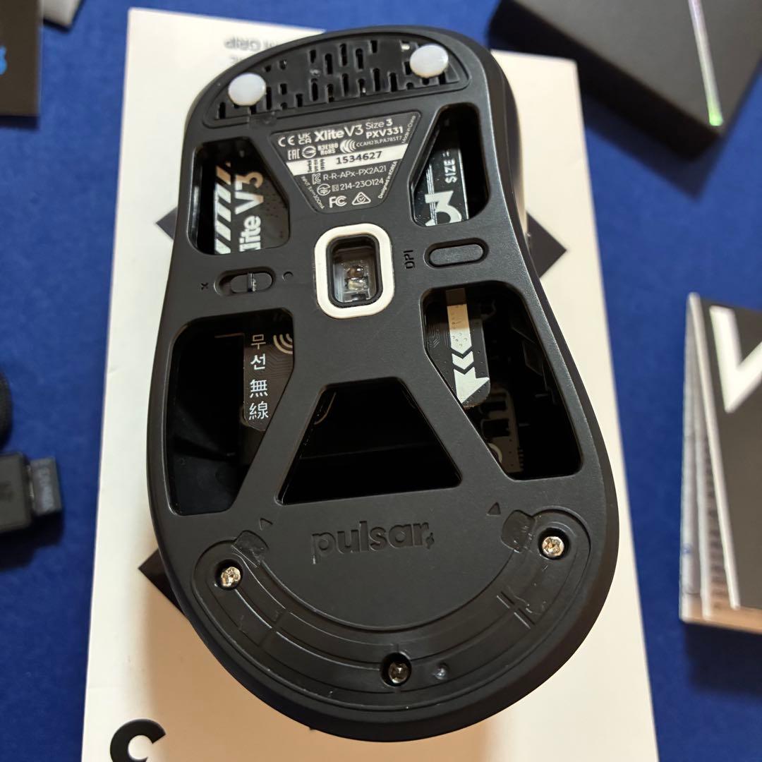 Pulsar Xlite V3 Wireless Size 3 (Large)黒