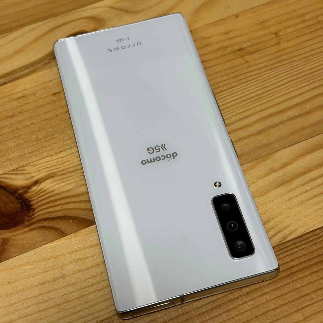 arrows NX9 F-52A ホワイトdocomo SIMフリー 5885