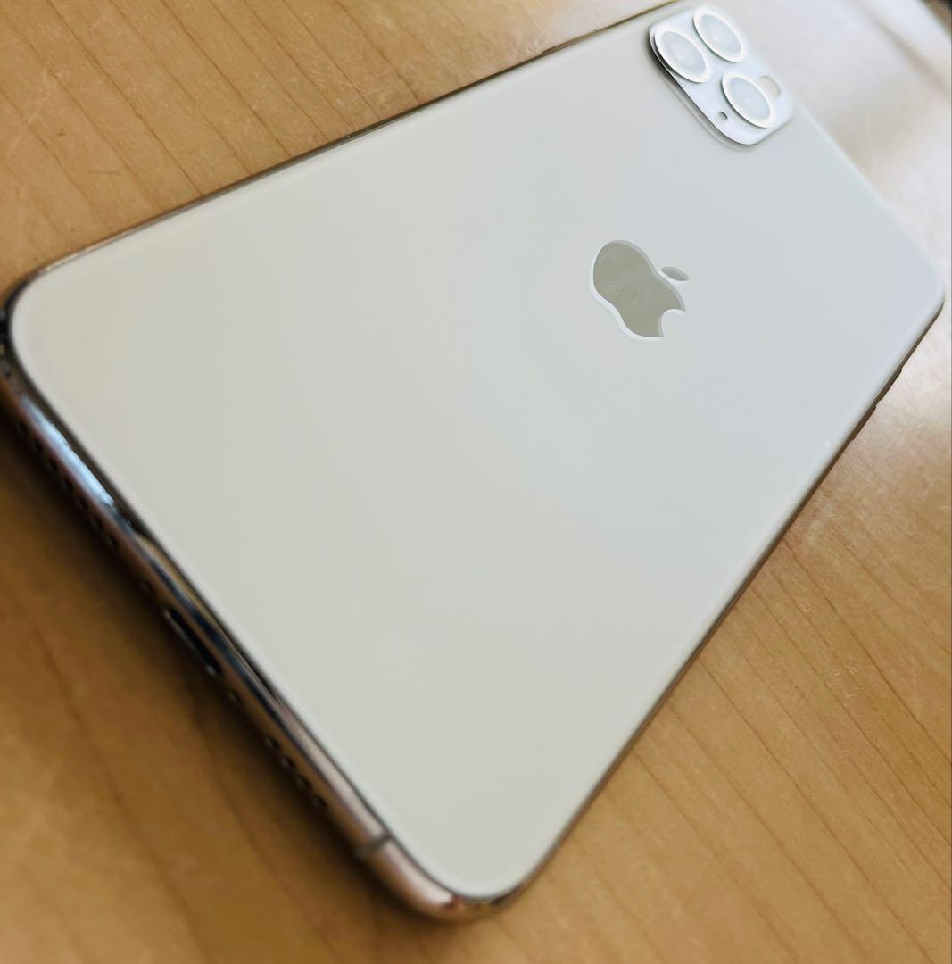 iPhone 11 Pro Max 64GB バッテリー100%