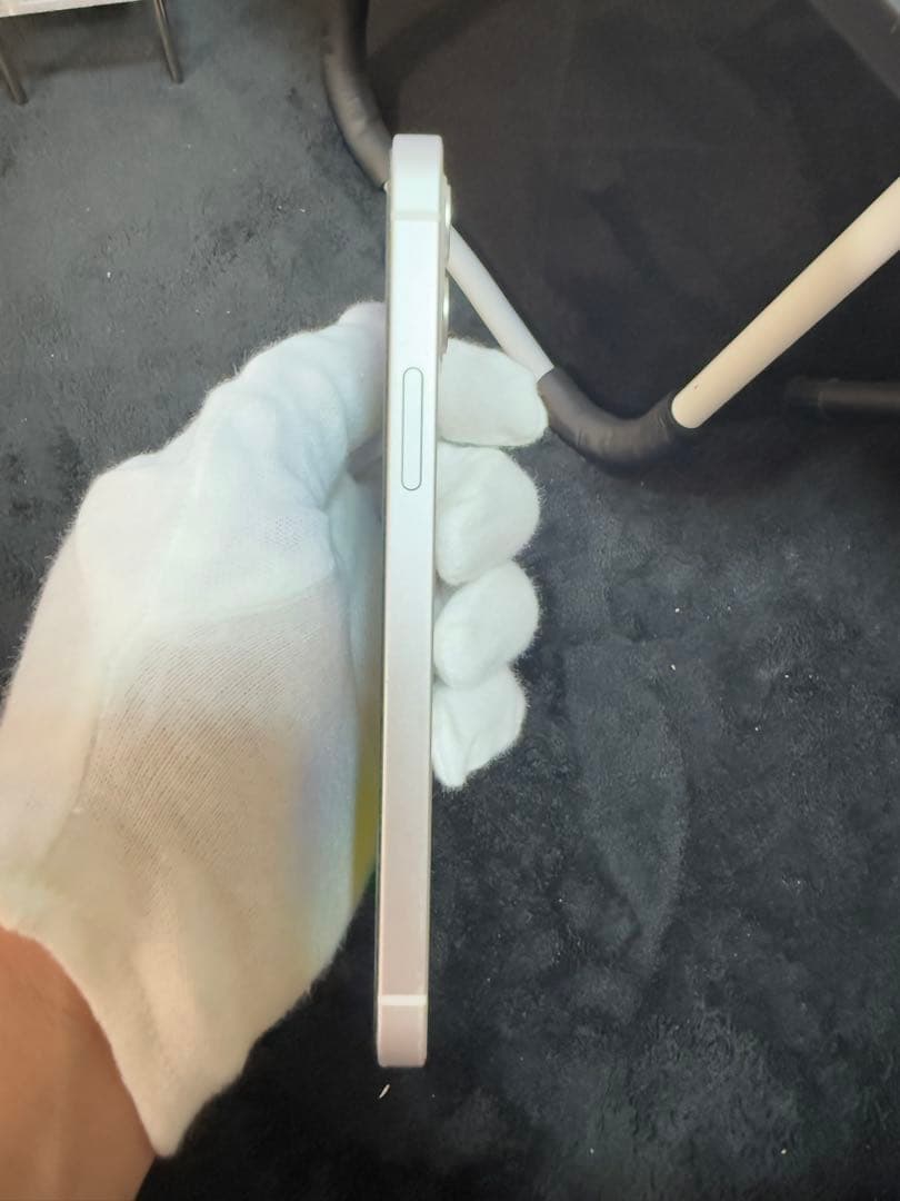 iPhone 12 128GB ホワイト