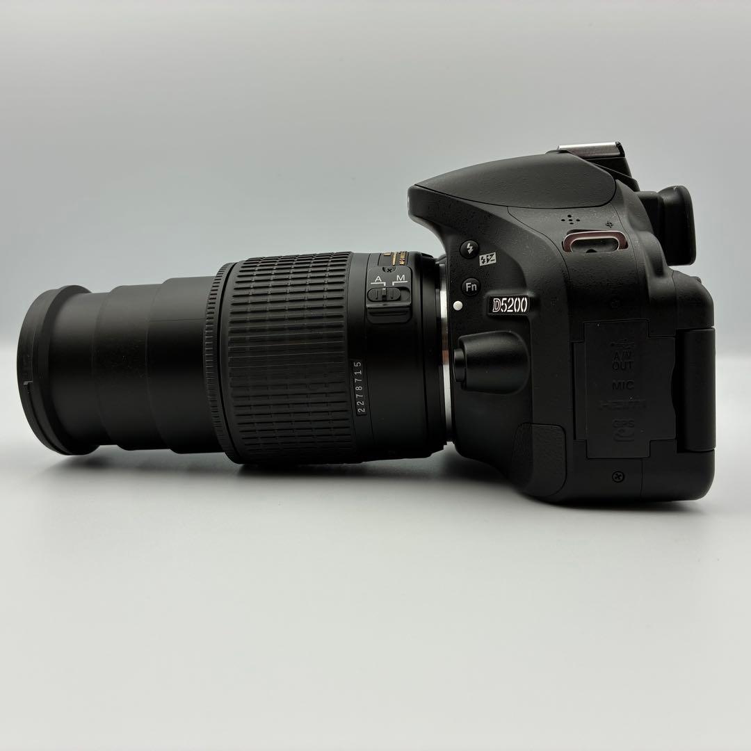 Nikon D5200 ダブルレンズ 軽量 バリアングル 望遠