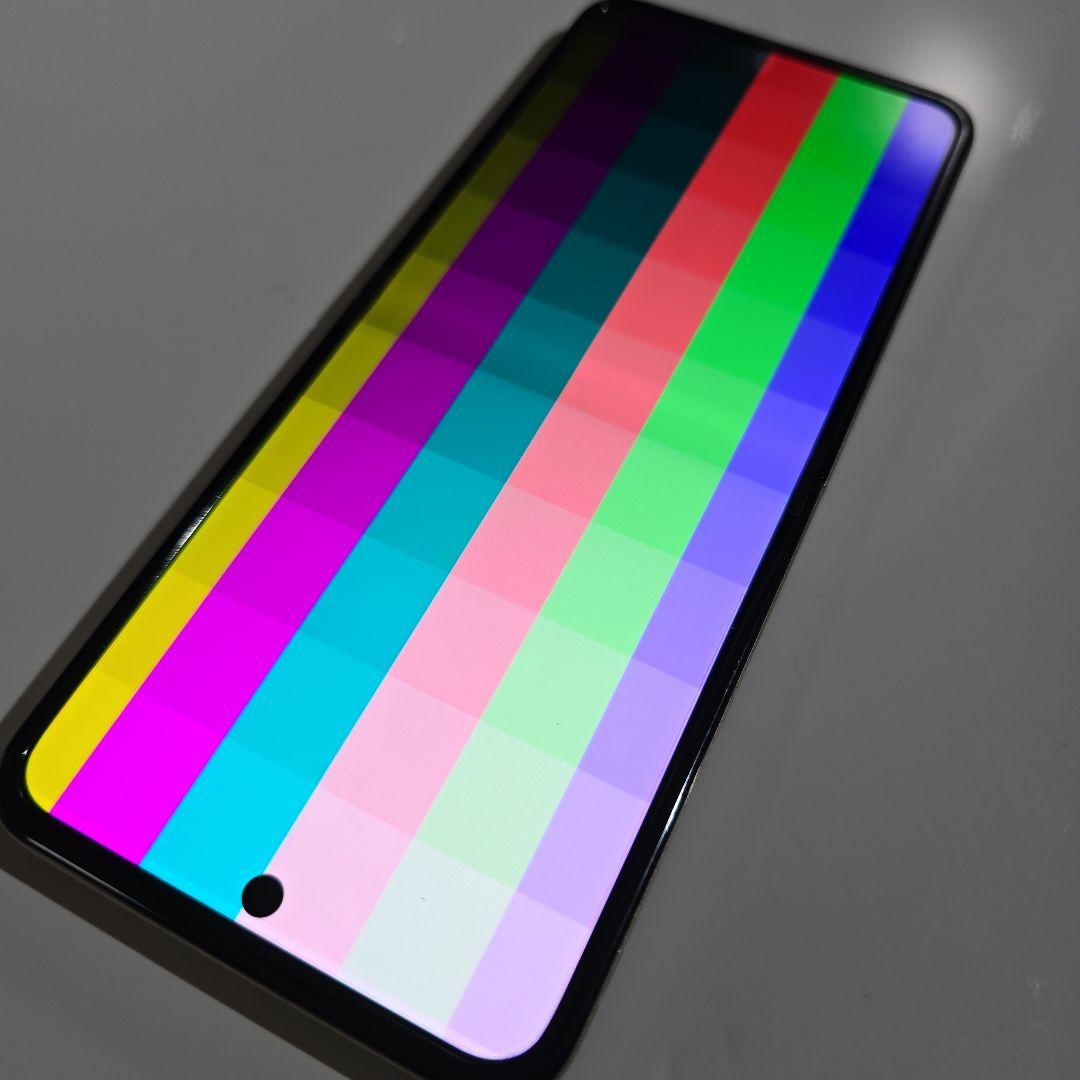 キズあり【国内版】motorola razr 50 12GB/512GB