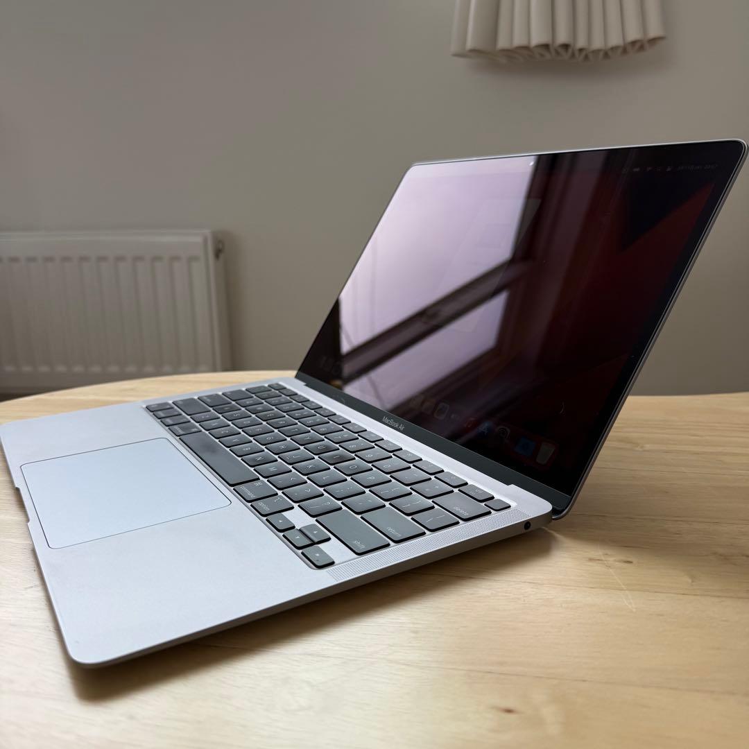 【ジャンク】MacBookAir (M1) 8GB/256GBスペースグレイ